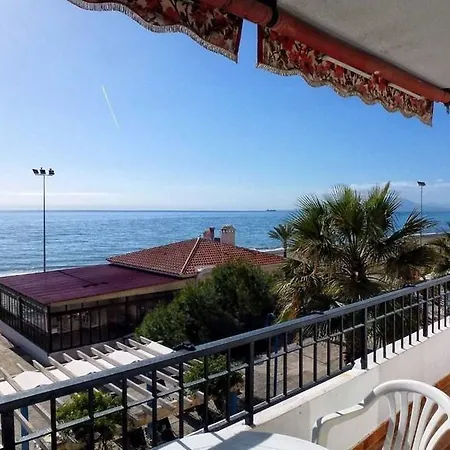 - 1 Bedroom With Sea Views - 00009 *